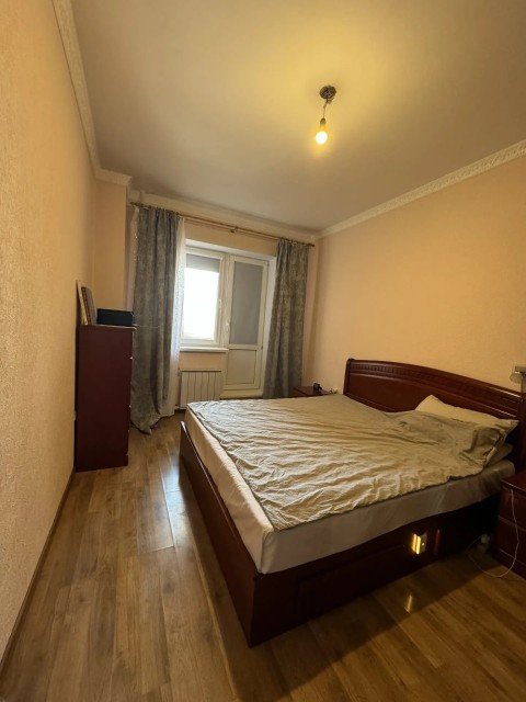 2 комн., 64 м², Монолитно-каркасный, Крестьянский рынок, стадион "Туймаада" 5