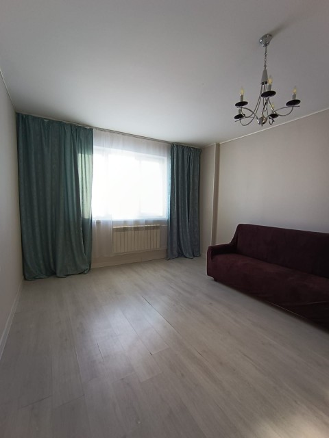 2 комн., 62 м², Инд. планировка, Кинотеатр Лена 4