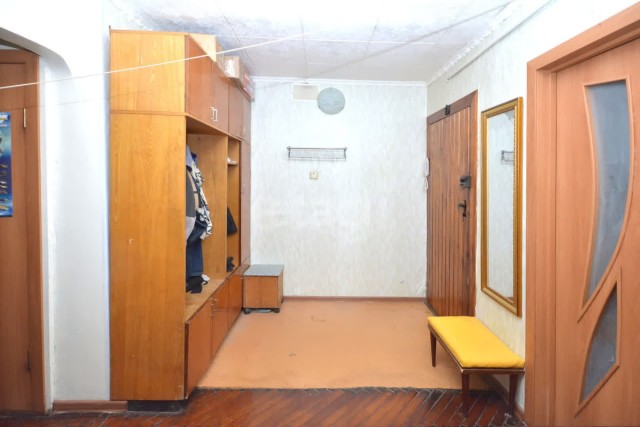 3 комн., 62 м², КПД, Дом быта 8