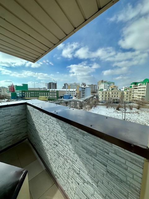 2 комн., 50 м², Монолитно-каркасный, Площадь Победы 17