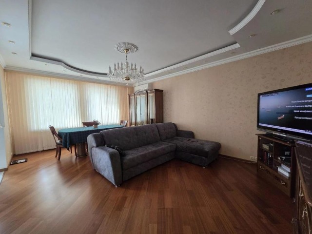 4 комн., 134 м², Инд. планировка, Старый город 4