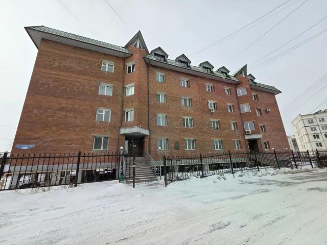 4 комн., 134 м², Инд. планировка, Старый город