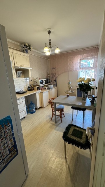 2 комн., 67 м², Блочный, Рынок Столичный 4