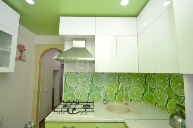 3 комн., 57 м², Хрущевка, Апельсин 9