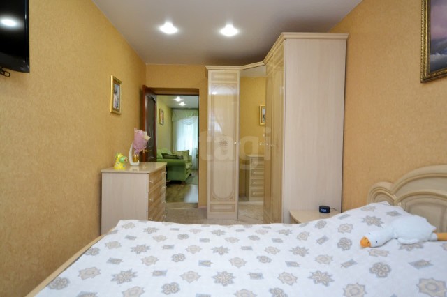 3 комн., 57 м², Хрущевка, Апельсин 6