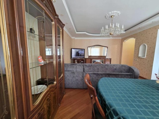 4 комн., 134 м², Инд. планировка, Старый город 5