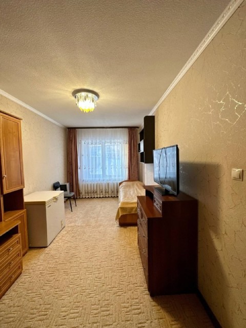 3 комн., 69 м², 112 серия, Крестьянский рынок, стадион "Туймаада" 7