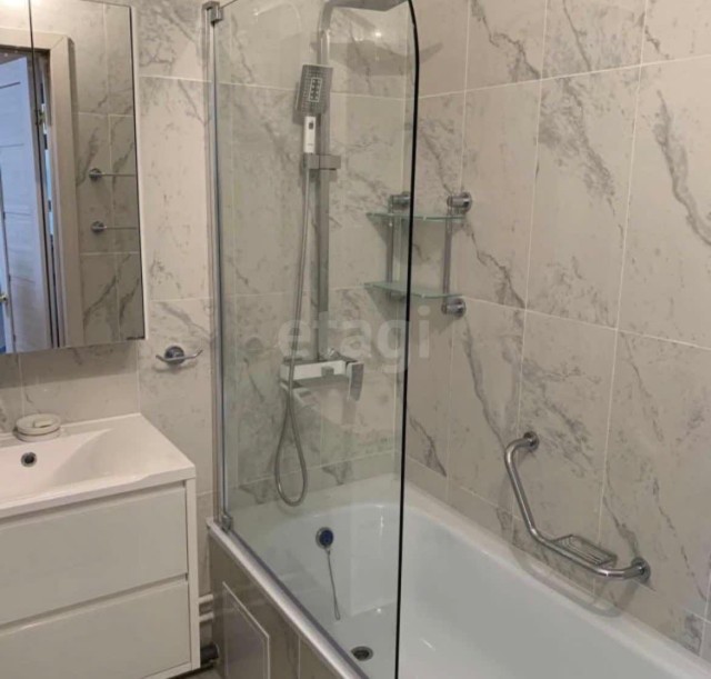 2 комн., 45 м², Монолитно-каркасный, Гимеин 8