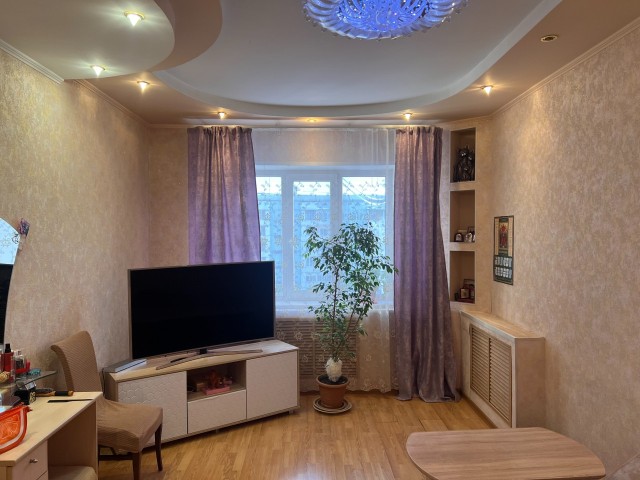 3 комн., 78 м², 112 серия, Крестьянский рынок, стадион "Туймаада" 7