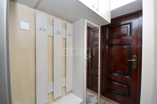 3 комн., 57 м², Хрущевка, Апельсин 17