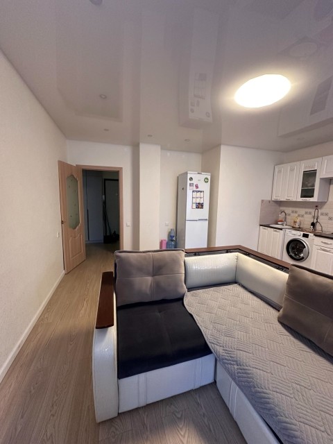 2 комн., 52 м², Монолитно-каркасный, 203 мкрн. 4