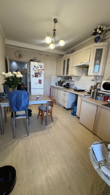 2 комн., 67 м², Блочный, Рынок Столичный 5