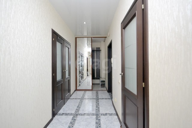 3 комн., 97 м², Монолитно-каркасный, Гимеин 15