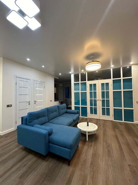 3 комн., 73 м², Монолитно-каркасный, Прометей, ЖК 10