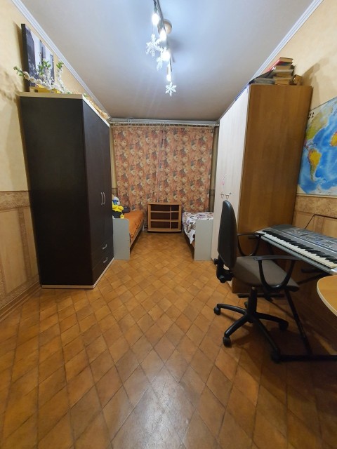 2 комн., 112 серия, Крестьянский рынок, стадион "Туймаада" 4