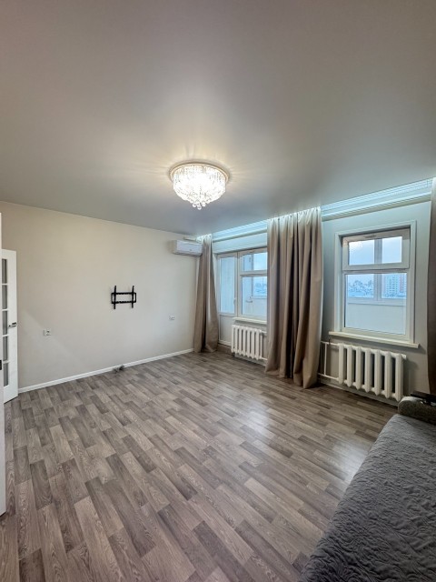 2 комн., Блочный, Авторынок 5