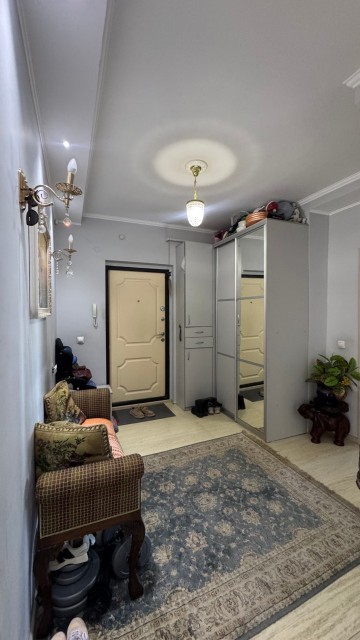 2 комн., 67 м², Блочный, Рынок Столичный 2