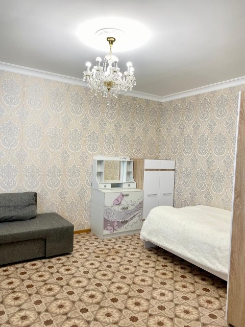 1 комн., 47 м², Инд. планировка, Сахацирк 3