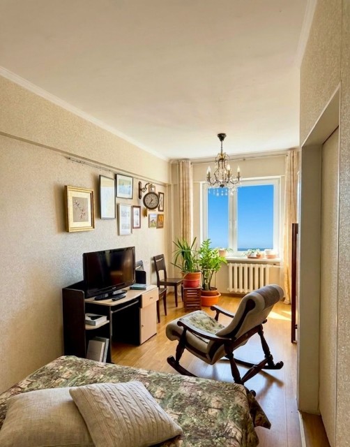 1 комн., 37 м², Блочный, 16 квартал