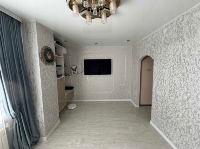 2 комн., 56 м², Блочный, 16 квартал 5