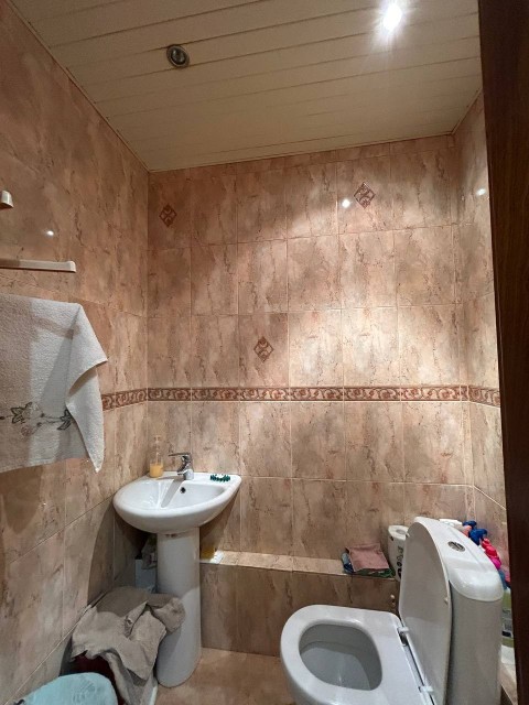 4 комн., 172 м², Блочный, Крытый рынок 18