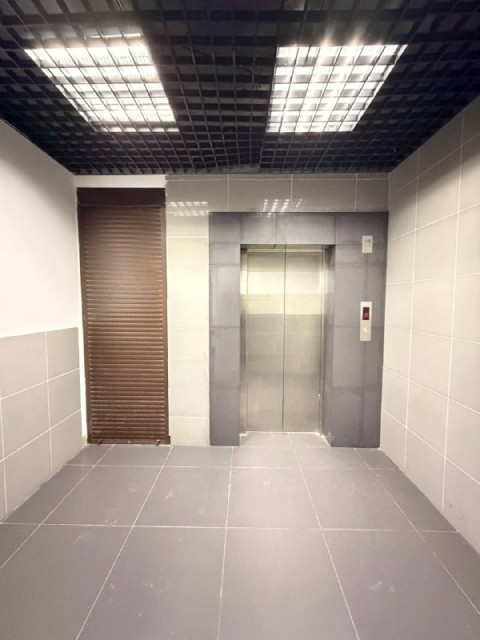 3 комн., 89 м², Монолитно-каркасный, Глазная больница 13