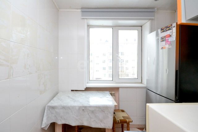 2 комн., 43 м², Хрущевка, Дом быта 7