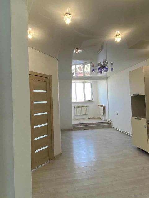 2 комн., 49 м², Инд. планировка, Сахацирк