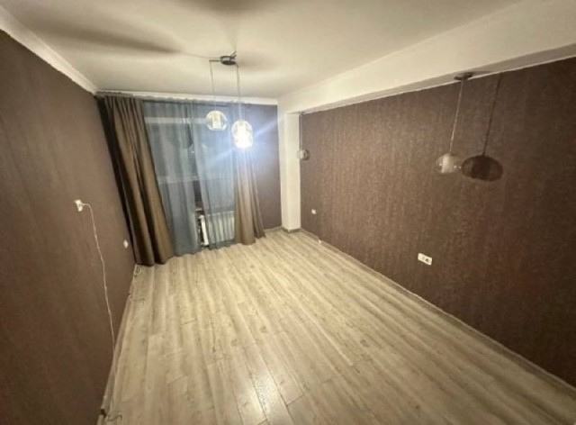 3 комн., 90 м², Другое, Автовокзал 6