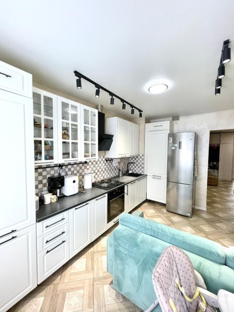 2 комн., 61 м², Монолитно-каркасный, Прометей, ЖК 2