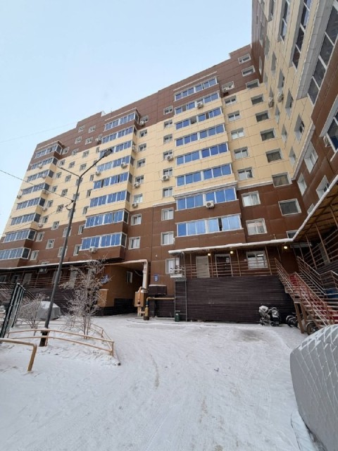 3 комн., 89 м², Монолитно-каркасный, Глазная больница 14