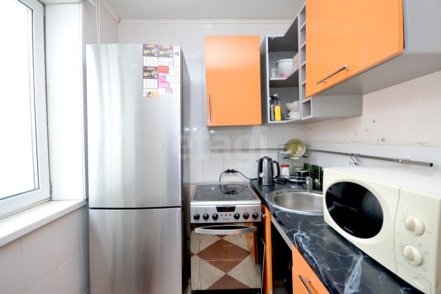 2 комн., 43 м², Хрущевка, Дом быта 6