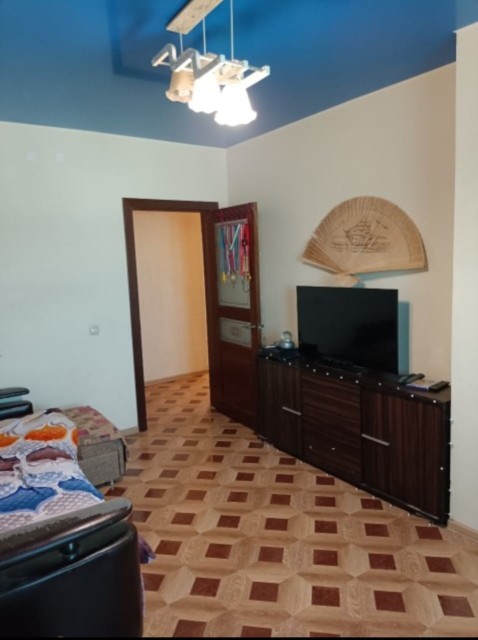 3 комн., 81 м², Блочный, Центр - район пл. Орджоникидзе 6