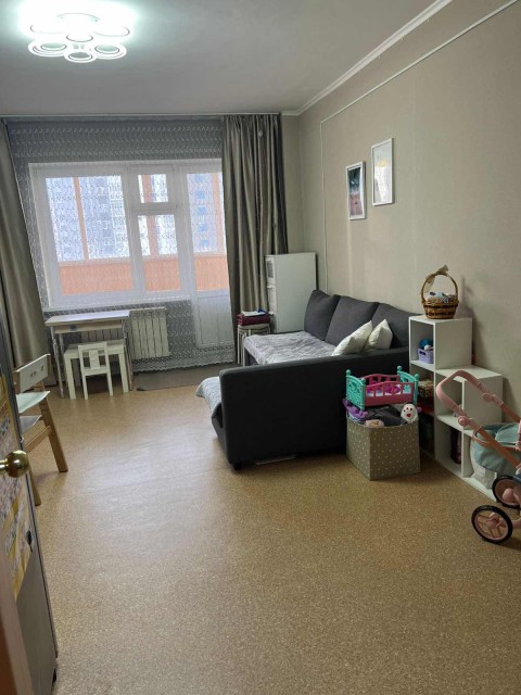 Студия, 30 м², Монолитно-каркасный, Областная больница, рынок "Манньыаттаах" 4