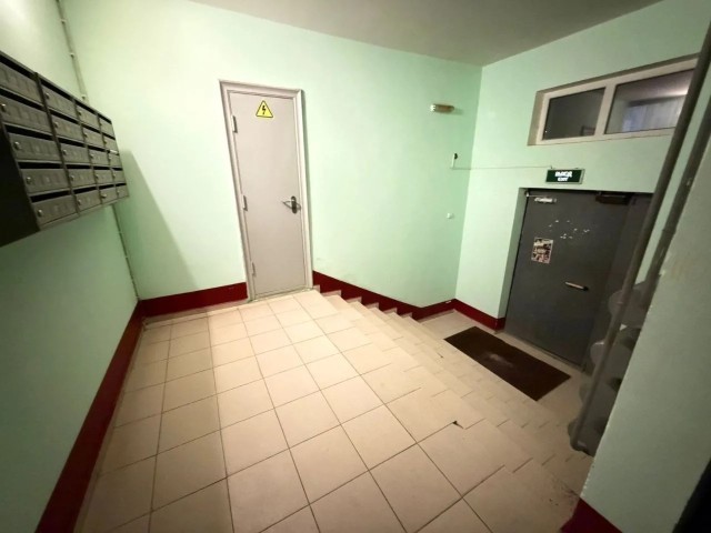 1 комн., 36 м², Блочный, Авторынок 9