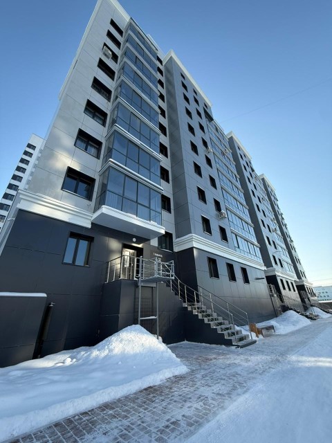 2 комн., 55 м², Монолитно-каркасный, Областная больница, рынок "Манньыаттаах"