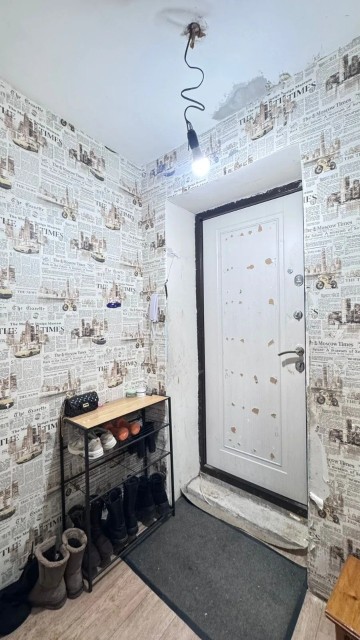 2 комн., Блочный, Областная больница, рынок "Манньыаттаах" 8