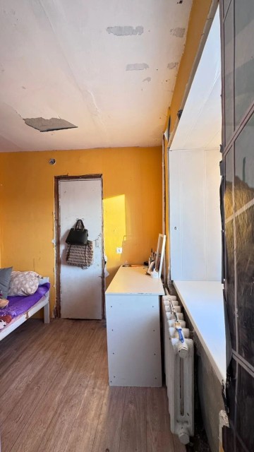 2 комн., Блочный, Областная больница, рынок "Манньыаттаах" 4