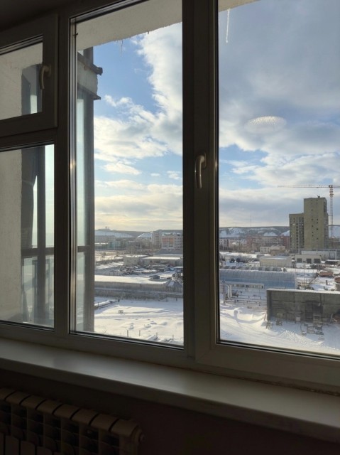 1 комн., 36 м², Монолитно-каркасный, Областная больница, рынок "Манньыаттаах" 10