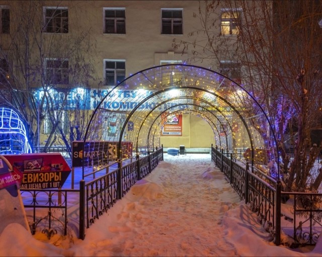 2 комн., 68 м², Сталинка, Центр - район пл. Ленина