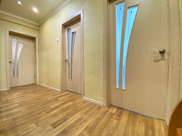 2 комн., 52 м², Блочный, Гимеин