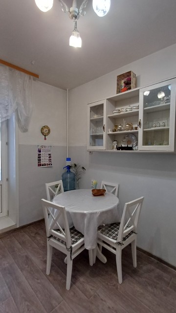 1 комн., 42 м², Блочный, Сайсары 3