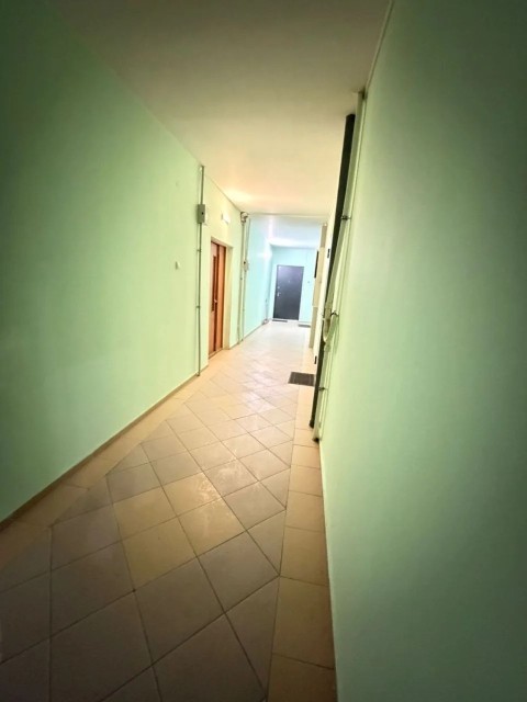 1 комн., 36 м², Блочный, Авторынок 7