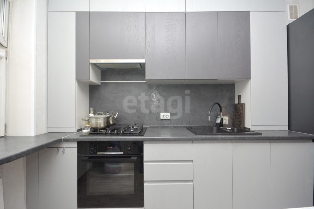 2 комн., 47 м², КПД, Дом быта 4