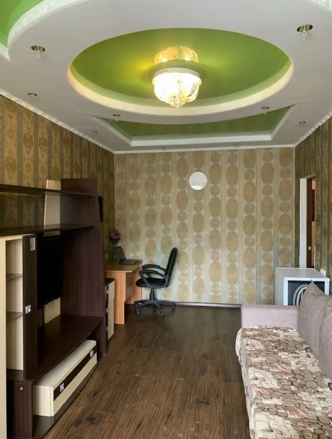 3 комн., Монолитно-каркасный, Крытый рынок 5