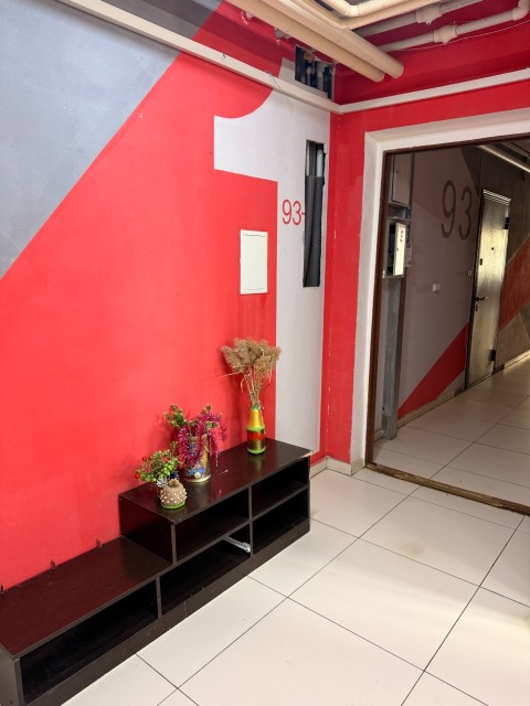 1 комн., 36 м², Монолитно-каркасный, Областная больница, рынок "Манньыаттаах" 12