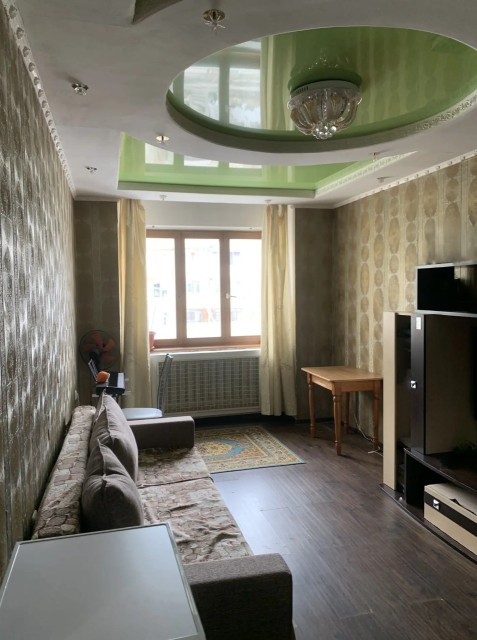 3 комн., Монолитно-каркасный, Крытый рынок 4