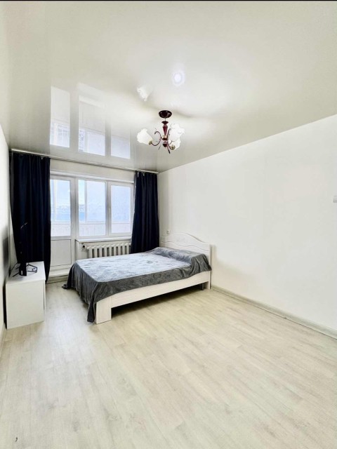 1 комн., 35 м², КПД, Центр - район пл. Орджоникидзе