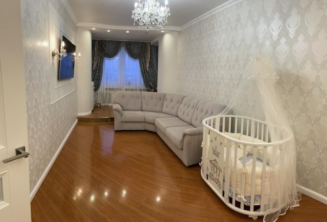 2 комн., 71 м², Монолитно-каркасный, Крестьянский рынок, стадион "Туймаада" 5