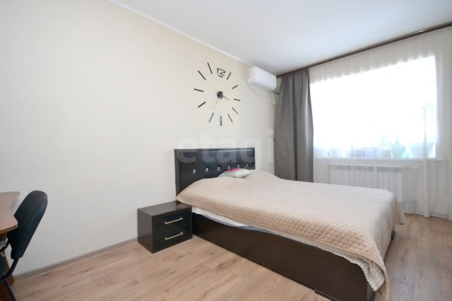 1 комн., 37 м², Монолитно-каркасный, Авиагруппа 4